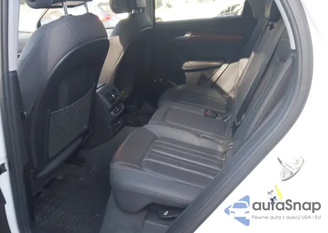 2021 Audi Q5 Premium 45 Tfsi Quattro S Tronic z USA, uszkodzony, nr VIN WA1AAAFY2M2080586